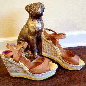 UNIONBAY "Gia" Saddle Brown Wedge Sandal, size 8.5